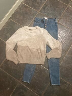 Abercrombie Kids Denim Jeans and Sweater Outfit. Girls Size 11/12